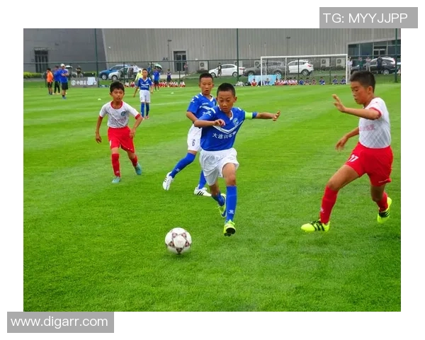 韩鹏飞足球：从青训到职业赛场的成长之路与未来展望