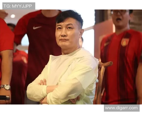 足球解说大会盛况空前解说员们激情四溢共话足球魅力与精彩瞬间